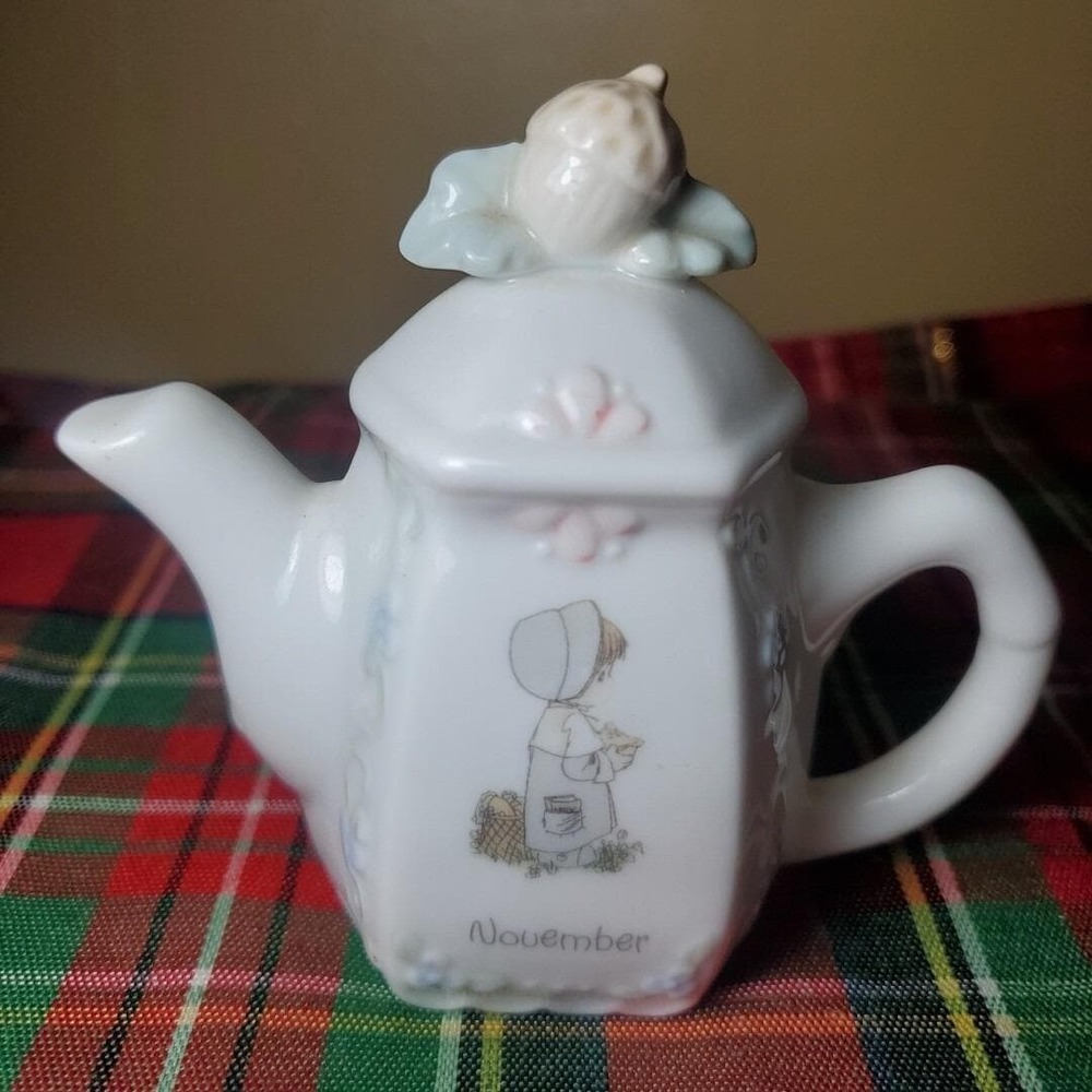 Precious Moments 1993 November Mini Teapot Enesco Birthday Girl White Porcelain